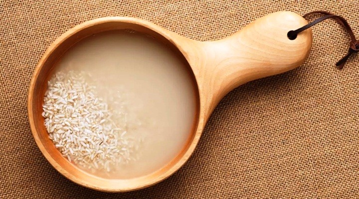 Rửa mặt bằng nước vo gạo hàng ngày có tốt không? Nước vo gạo có tác dụng gì?