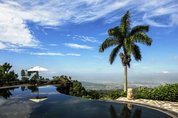 Top 8 most beautiful infinity pools in the world