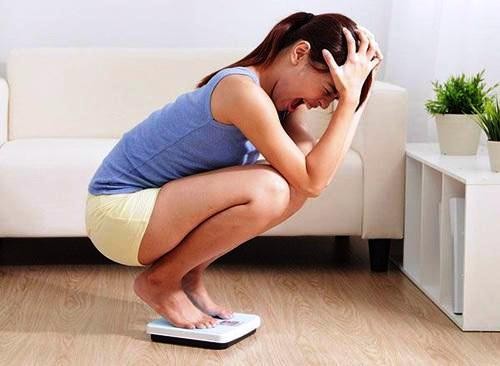 8 nguyên nhân tăng cân bắt nguồn từ sức khoẻ mà bạn không ngờ đến