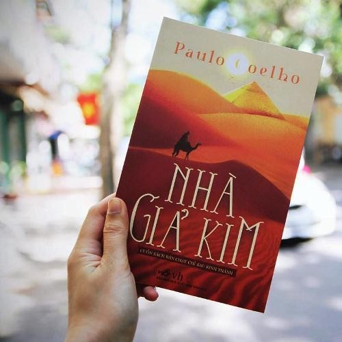 Review Nhà Giả Kim của Paulo Coelho - Sách bán chạy nhất mọi thời đại