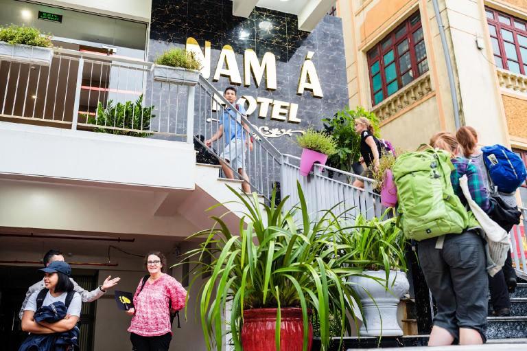 Review Khách Sạn Nam Á Tam Đảo về dịch vụ, giá cả, và thái độ phục vụ