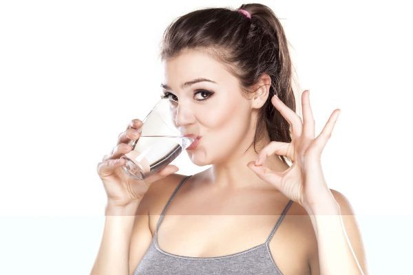 Loại nước uống nào thực sự có lợi cho sức khỏe khi uống vào buổi sáng