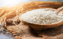 Cách nấu cơm chín ngon, giữ dược chất dinh dưỡng trong gạo
