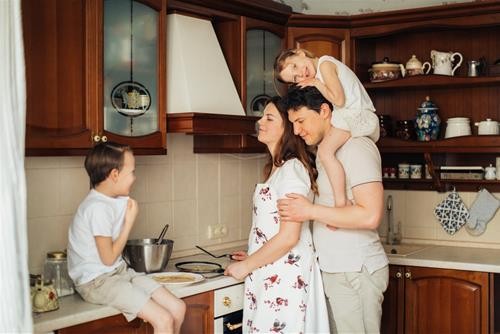 Người nhà bất hòa gia đình thất bại: Hãy giữ gìn hạnh phúc mới mong làm điều lớn lao