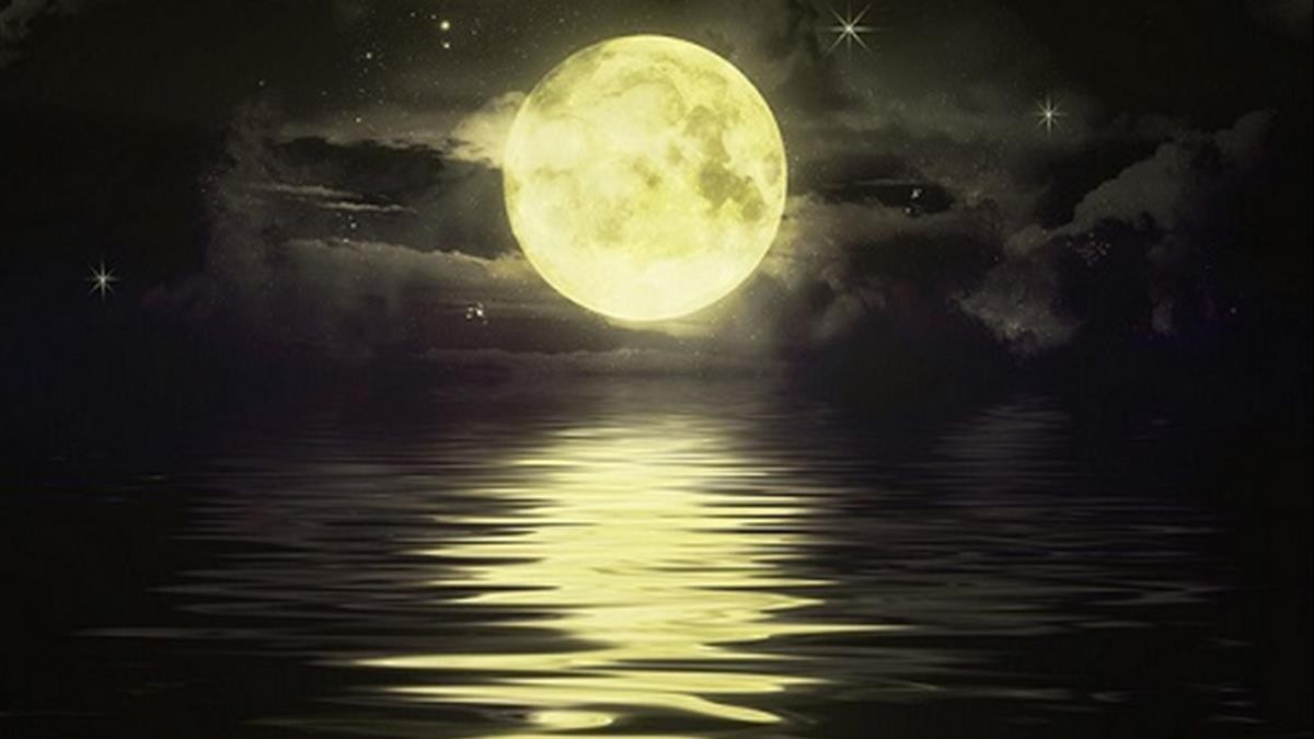 Vạn sự lành khi nằm mơ thấy trăng