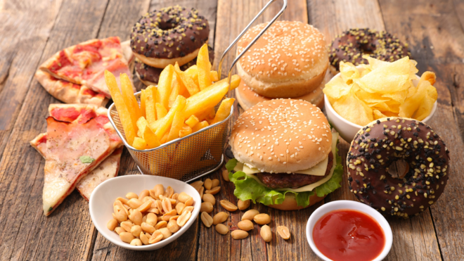 Thường xuyên ăn nhiều thực phẩm siêu chế biến làm tăng nguy cơ mất mạng lên tới 14%