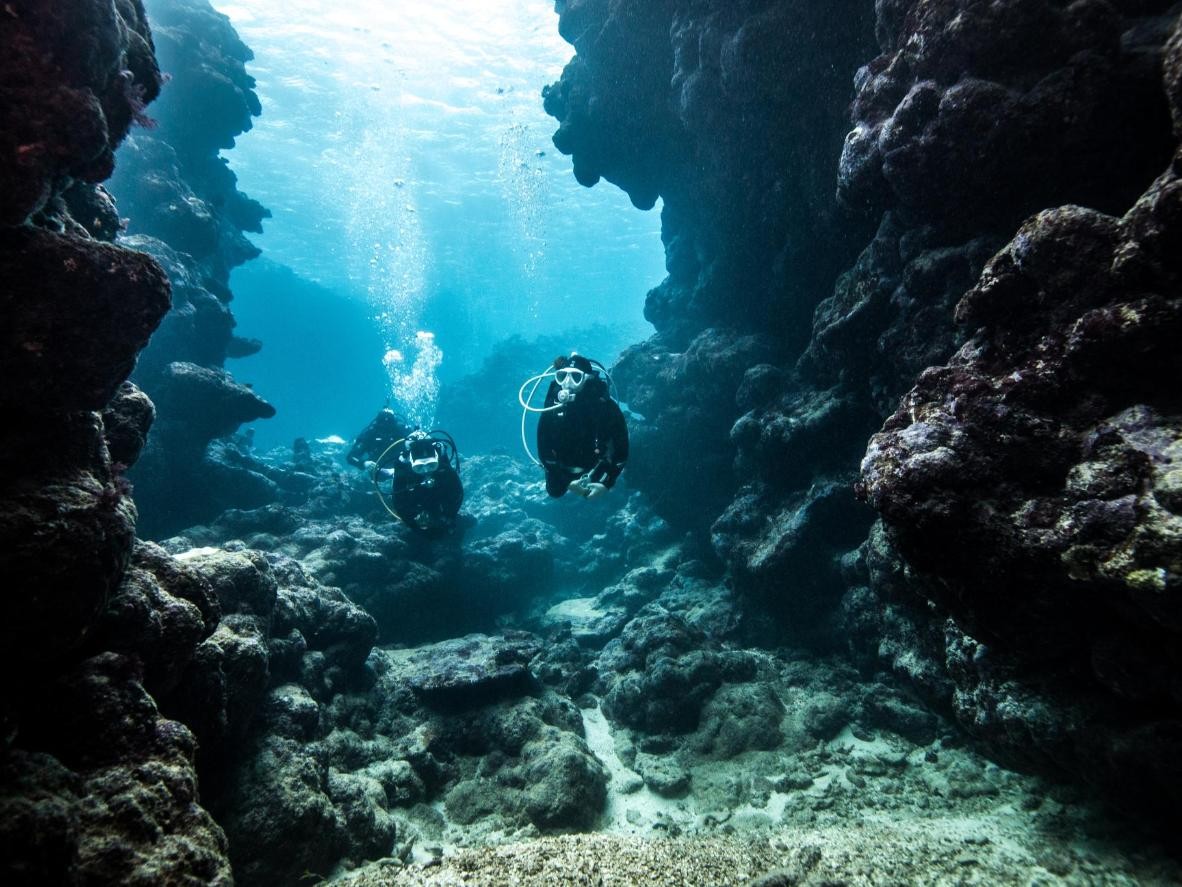 9 hồ bơi ngầm tự nhiên tuyệt đẹp sẽ khiến bạn phải trầm trồ