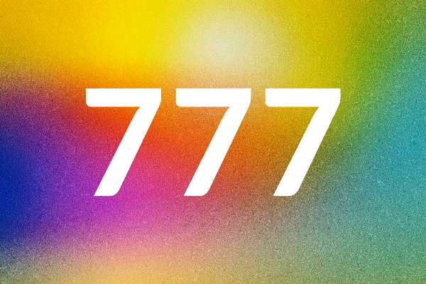 777 là gì? Giải mã ý nghĩa của số 777 trong phong thủy và tình yêu