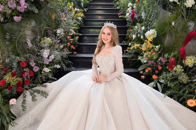 Top 10 váy cưới đắt nhất thế giới - váy cưới mà cũng lên tới 700 tỷ đồng