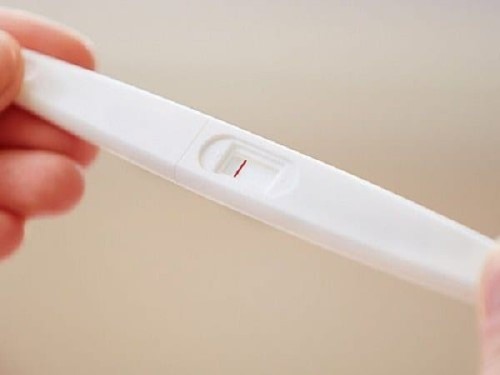 Que thử thai 1 vạch nghĩa là gì? Vì sao que thử 1 vạch nhưng bạn vẫn có thai?