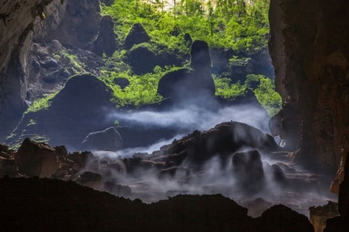 Du lịch Vương Quốc Hang Động Sơn Đoòng: Cảnh quan hùng vĩ của thiên nhiên