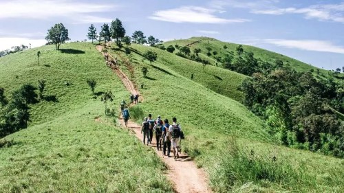 Cung đường phượt đẹp nhất Việt Nam: Tuổi trẻ hãy xách baolo nên và đi