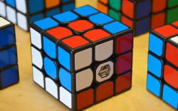 Rubik và những thuật ngữ của trò chơi mang tính giái trí và trí tuệ cao này