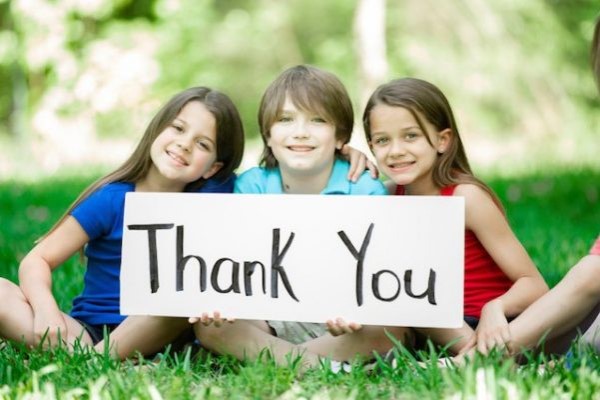 Lời Cảm Ơn: Phụ huynh hãy dạy con biết nói lời cảm ơn để trẻ có nhân cách tốt