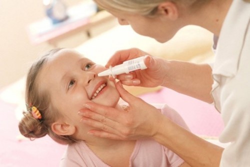 Cách dùng otrivin thuốc xịt mũi cho trẻ em an toàn và hiệu quả nhất