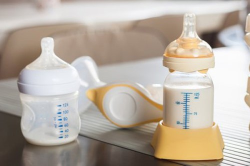 Sữa công thức là gì? Những tiêu chí để chọn sữa công thức cho trẻ