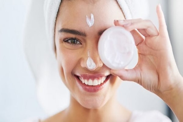 Top 10 Kem dưỡng ẩm dành cho da mặt khô: Chị em không nên bỏ qua vào mùa đông