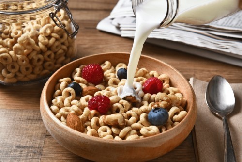 Thực phẩm bạn nên và không nên ăn vào bữa sáng để tốt cho sức khỏe.