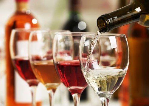 Tiếng Anh chuyên ngành rượu vang: Cẩm nang chuyên ngành pha chế