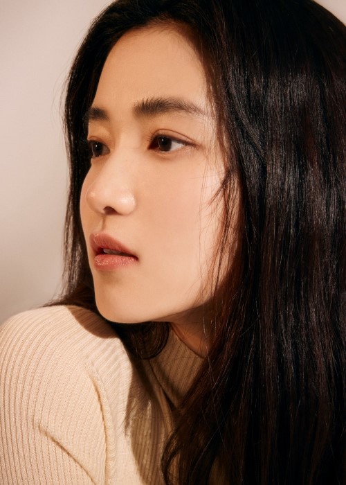 Kim Tae Ri: Nữ thần tỏa sáng nhờ phim 19+ nàng thơ mê hoặc lòng người của xứ Hàn